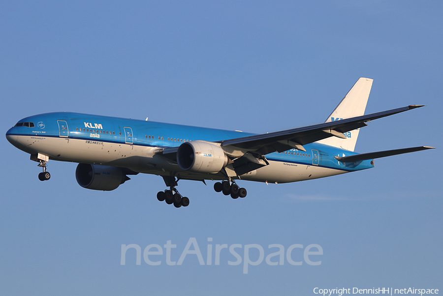 KLM - Royal Dutch Airlines Boeing 777-206(ER) (PH-BQH) | Photo 398688