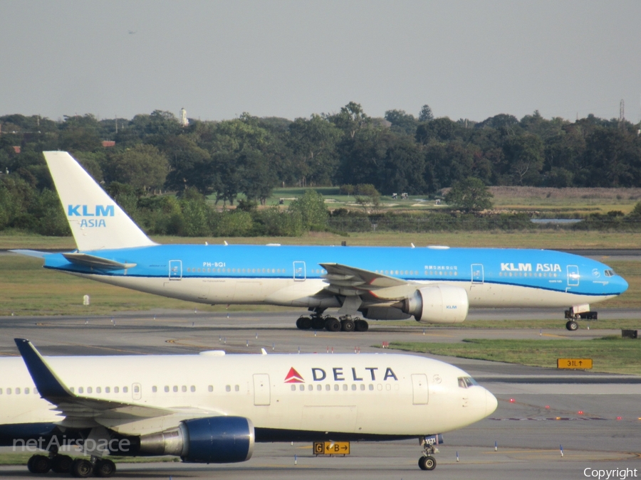 KLM - Royal Dutch Airlines Boeing 777-206(ER) (PH-BQI) | Photo 529164