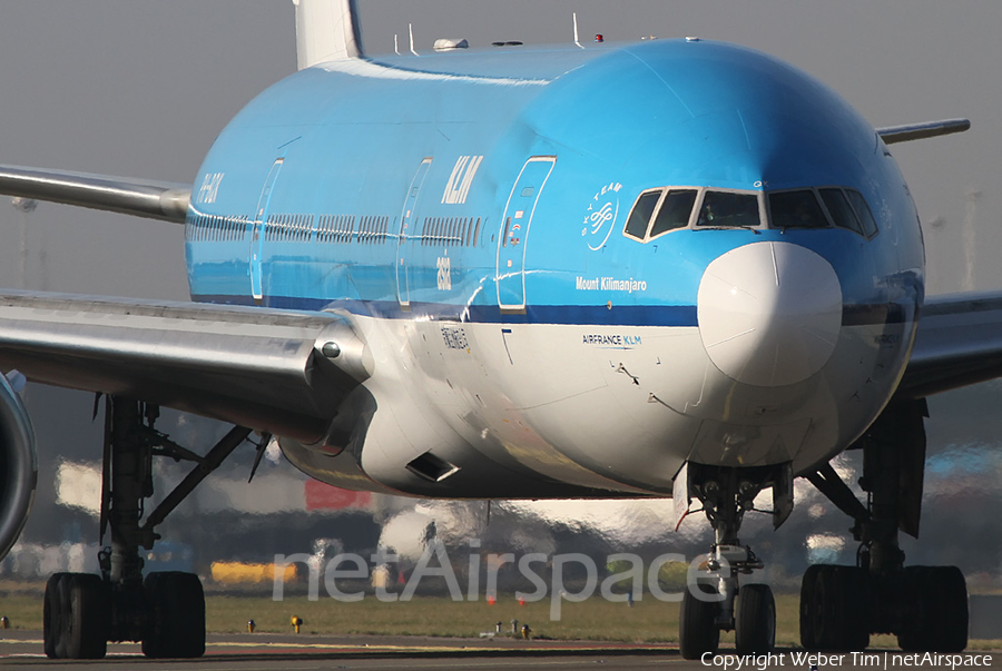 KLM - Royal Dutch Airlines Boeing 777-206(ER) (PH-BQK) | Photo 298175