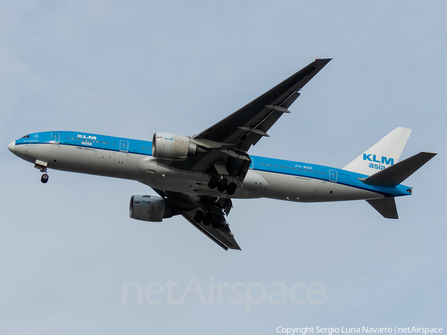 KLM - Royal Dutch Airlines Boeing 777-206(ER) (PH-BQK) | Photo 339541