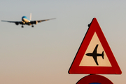 KLM - Royal Dutch Airlines Boeing 777-206(ER) (PH-BQL) at  Amsterdam - Schiphol, Netherlands