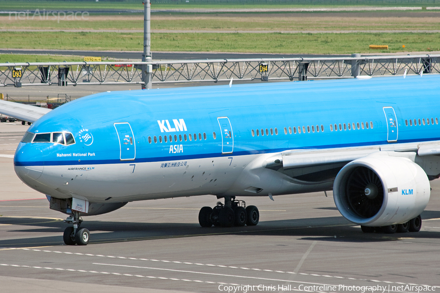 KLM - Royal Dutch Airlines Boeing 777-206(ER) (PH-BQN) | Photo 31288