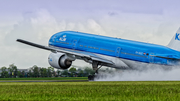 KLM - Royal Dutch Airlines Boeing 777-206(ER) (PH-BQO) at  Amsterdam - Schiphol, Netherlands