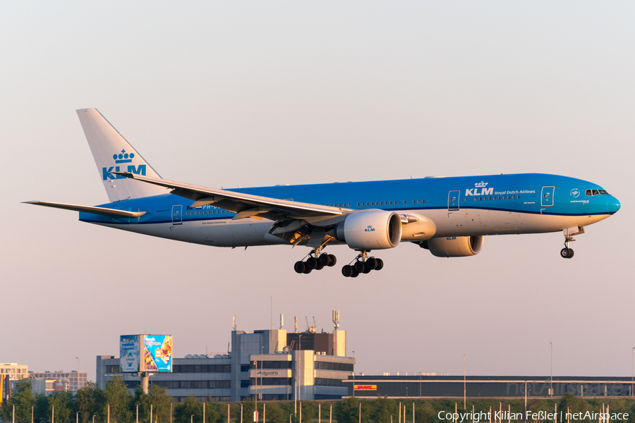 KLM - Royal Dutch Airlines Boeing 777-206(ER) (PH-BQO) | Photo 680340