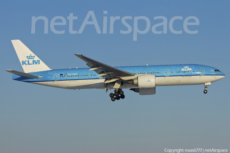 KLM - Royal Dutch Airlines Boeing 777-206(ER) (PH-BQP) | Photo 12231