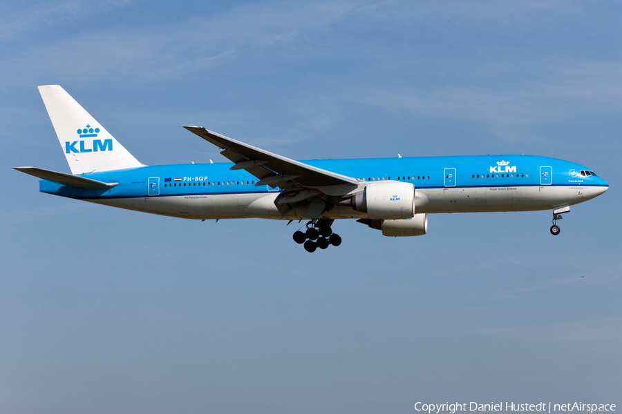 KLM - Royal Dutch Airlines Boeing 777-206(ER) (PH-BQP) | Photo 490965