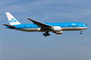KLM - Royal Dutch Airlines Boeing 777-206(ER) (PH-BQP) at  Amsterdam - Schiphol, Netherlands