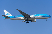 KLM - Royal Dutch Airlines Boeing 777-206(ER) (PH-BQP) at  Amsterdam - Schiphol, Netherlands