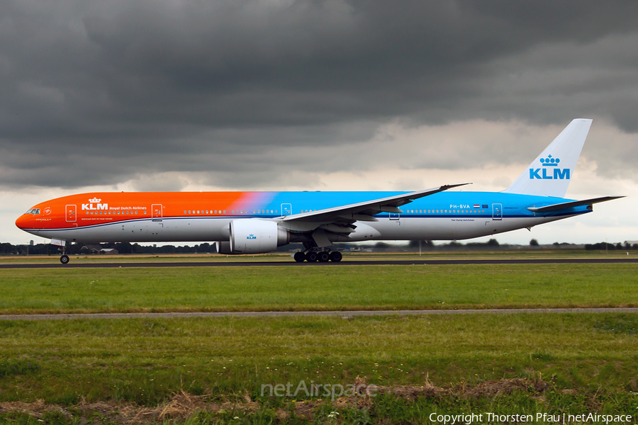 KLM - Royal Dutch Airlines Boeing 777-306(ER) (PH-BVA) | Photo 117241