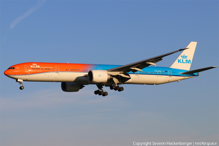 KLM - Royal Dutch Airlines Boeing 777-306(ER) (PH-BVA) | Photo 169949