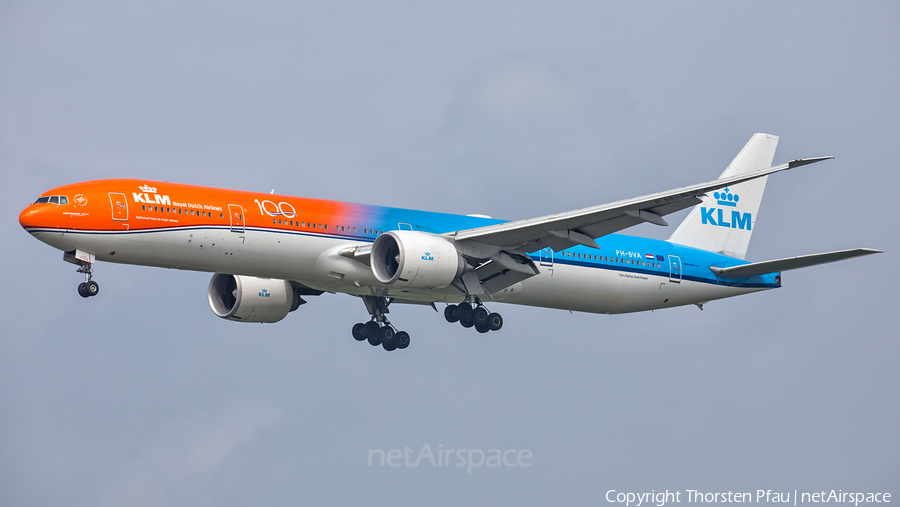 KLM - Royal Dutch Airlines Boeing 777-306(ER) (PH-BVA) | Photo 344618