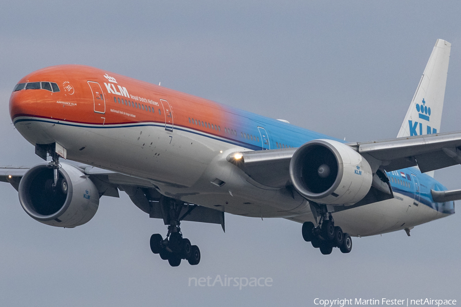 KLM - Royal Dutch Airlines Boeing 777-306(ER) (PH-BVA) | Photo 472334