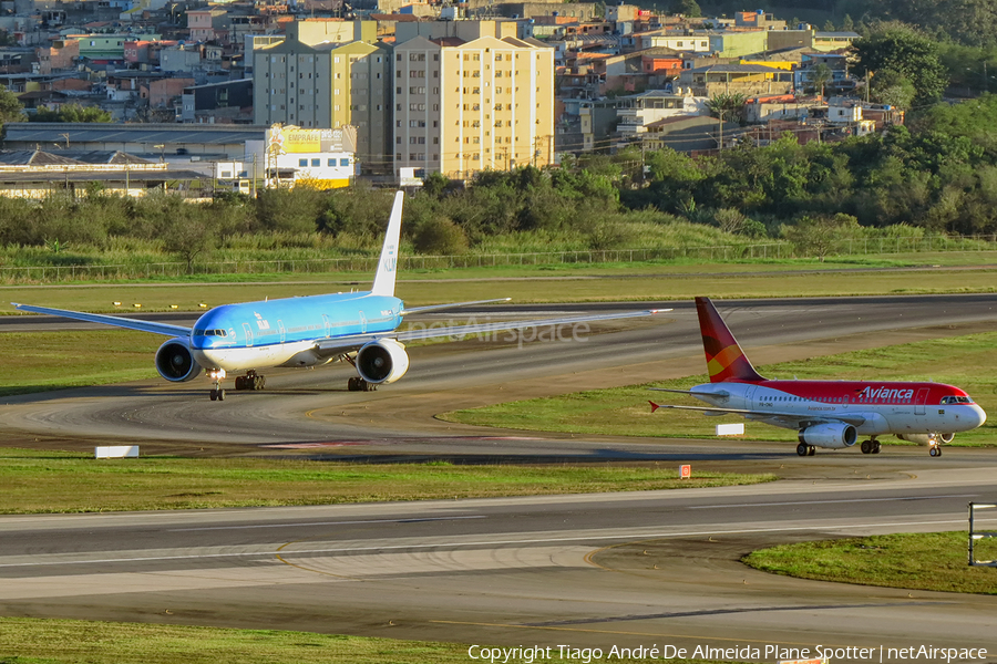 KLM - Royal Dutch Airlines Boeing 777-306(ER) (PH-BVA) | Photo 409210