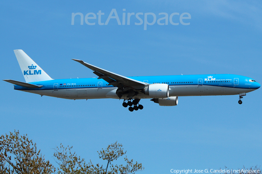 KLM - Royal Dutch Airlines Boeing 777-306(ER) (PH-BVA) | Photo 76763