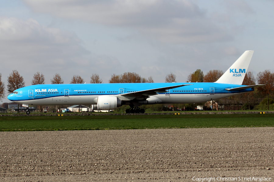 KLM - Royal Dutch Airlines Boeing 777-306(ER) (PH-BVB) | Photo 156096