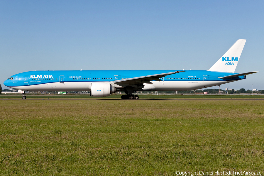 KLM - Royal Dutch Airlines Boeing 777-306(ER) (PH-BVB) | Photo 479250