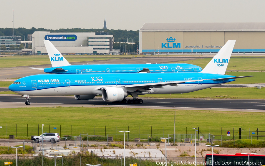 KLM - Royal Dutch Airlines Boeing 777-306(ER) (PH-BVC) | Photo 350512