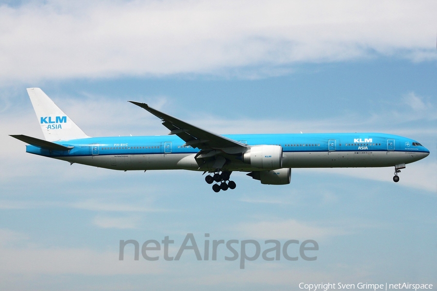 KLM - Royal Dutch Airlines Boeing 777-306(ER) (PH-BVC) | Photo 14655