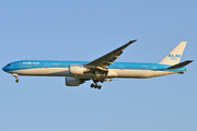 KLM - Royal Dutch Airlines Boeing 777-306(ER) (PH-BVC) at  Sao Paulo - Guarulhos - Andre Franco Montoro (Cumbica), Brazil