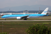 KLM - Royal Dutch Airlines Boeing 777-306(ER) (PH-BVC) at  Kuala Lumpur - International, Malaysia