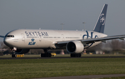 KLM - Royal Dutch Airlines Boeing 777-306(ER) (PH-BVD) at  Amsterdam - Schiphol, Netherlands