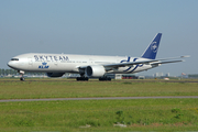 KLM - Royal Dutch Airlines Boeing 777-306(ER) (PH-BVD) at  Amsterdam - Schiphol, Netherlands