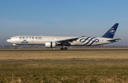 KLM - Royal Dutch Airlines Boeing 777-306(ER) (PH-BVD) at  Amsterdam - Schiphol, Netherlands