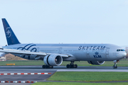 KLM - Royal Dutch Airlines Boeing 777-306(ER) (PH-BVD) at  Manchester - International (Ringway), United Kingdom