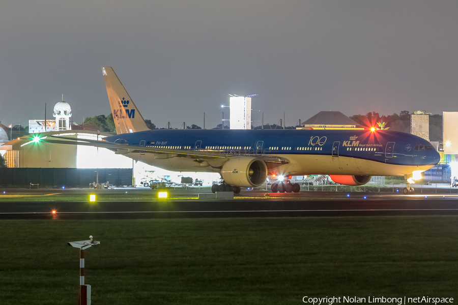 KLM - Royal Dutch Airlines Boeing 777-306(ER) (PH-BVF) | Photo 538220