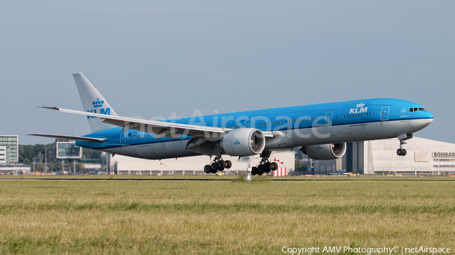 KLM - Royal Dutch Airlines Boeing 777-306(ER) (PH-BVG) | Photo 119730