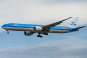 KLM - Royal Dutch Airlines Boeing 777-306(ER) (PH-BVG) at  Singapore - Changi, Singapore