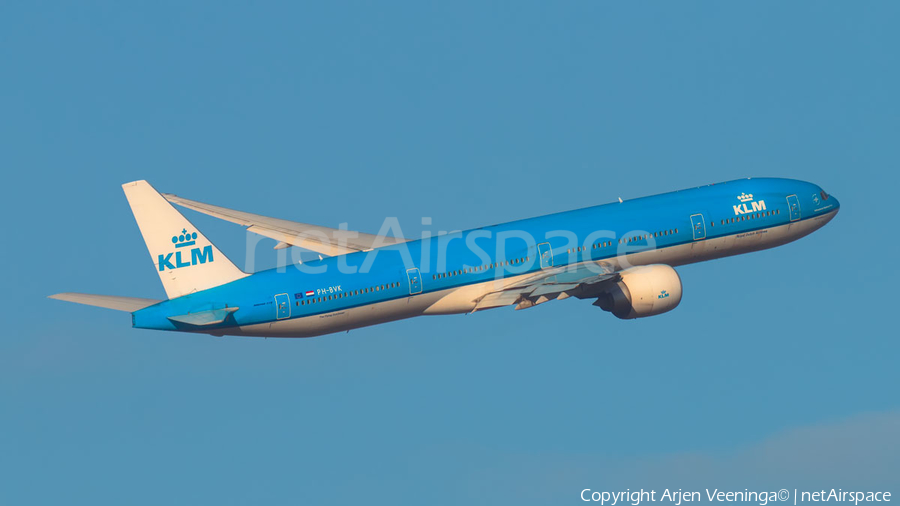 KLM - Royal Dutch Airlines Boeing 777-306(ER) (PH-BVK) | Photo 141053