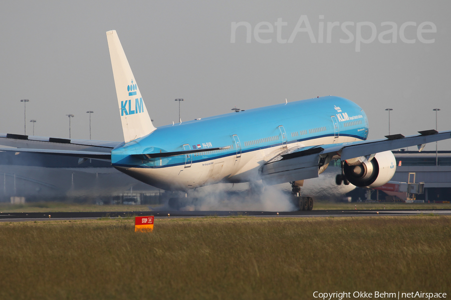 KLM - Royal Dutch Airlines Boeing 777-306(ER) (PH-BVN) | Photo 245938
