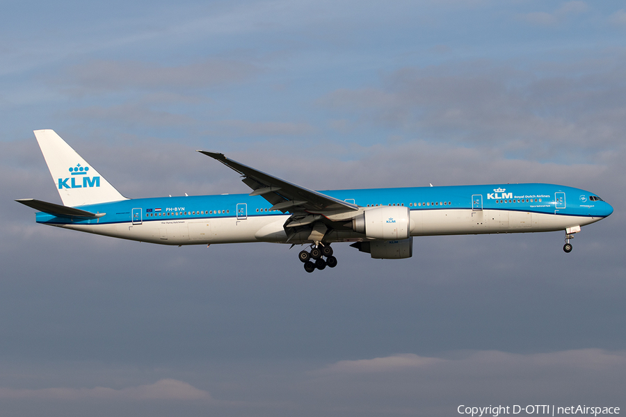 KLM - Royal Dutch Airlines Boeing 777-306(ER) (PH-BVN) | Photo 529470