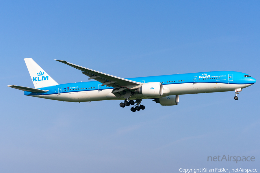 KLM - Royal Dutch Airlines Boeing 777-306(ER) (PH-BVO) | Photo 678649