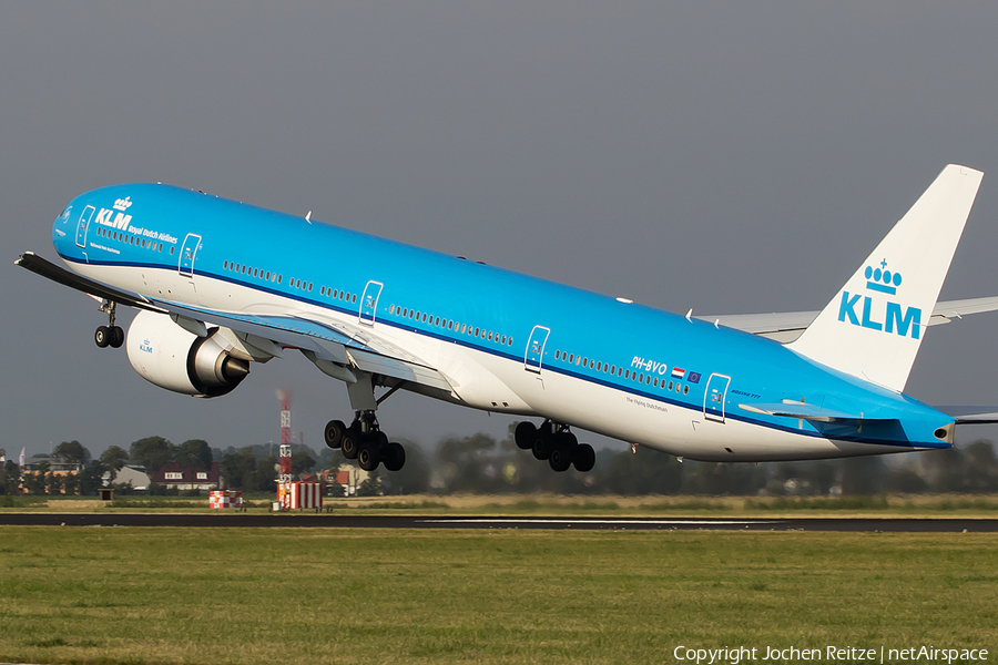 KLM - Royal Dutch Airlines Boeing 777-306(ER) (PH-BVO) | Photo 82984