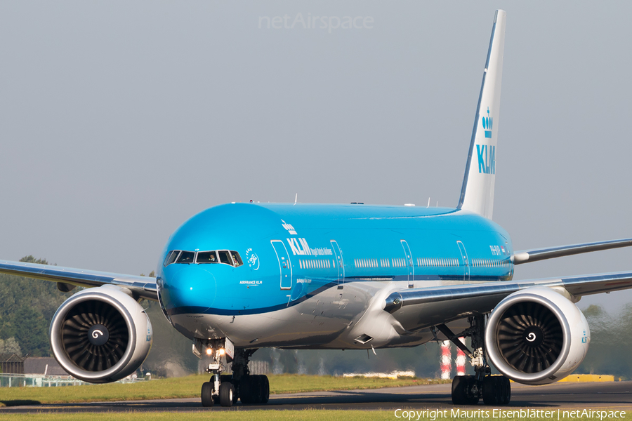 KLM - Royal Dutch Airlines Boeing 777-306(ER) (PH-BVP) | Photo 125190