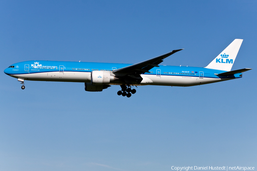 KLM - Royal Dutch Airlines Boeing 777-306(ER) (PH-BVP) | Photo 482491