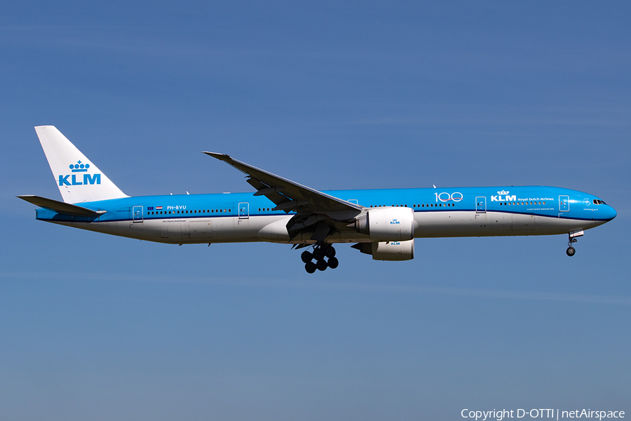 KLM - Royal Dutch Airlines Boeing 777-306(ER) (PH-BVU) | Photo 389009