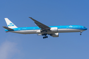 KLM - Royal Dutch Airlines Boeing 777-306(ER) (PH-BVW) at  Amsterdam - Schiphol, Netherlands