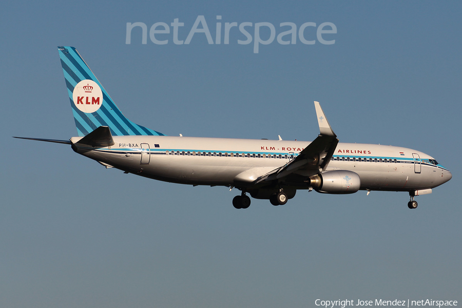 KLM - Royal Dutch Airlines Boeing 737-8K2 (PH-BXA) | Photo 72210