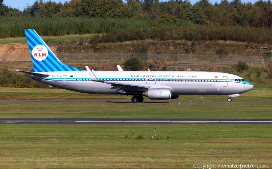 KLM - Royal Dutch Airlines Boeing 737-8K2 (PH-BXA) | Photo 191882