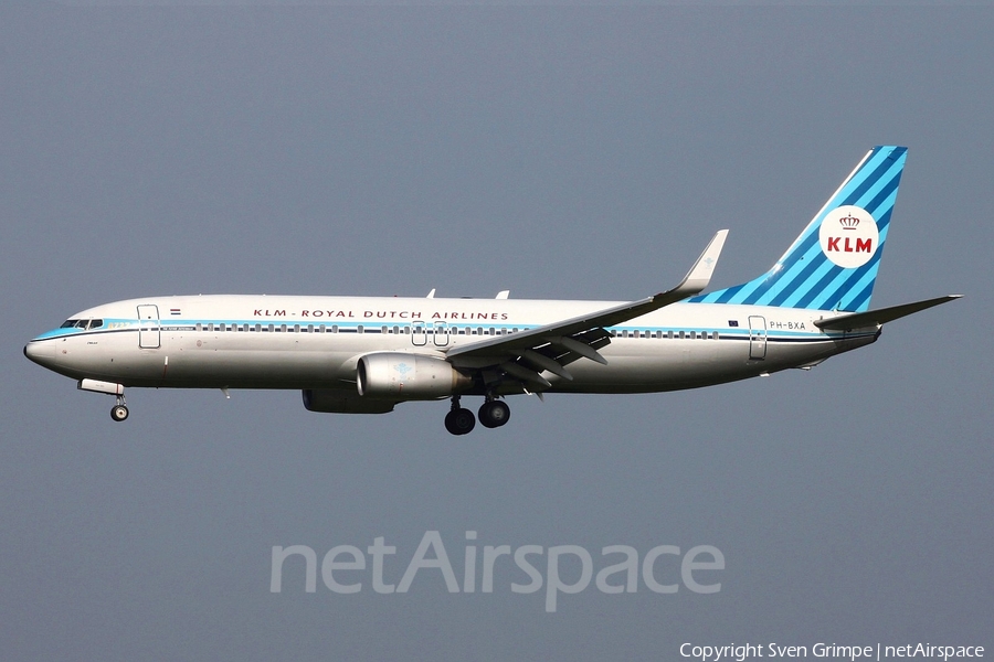 KLM - Royal Dutch Airlines Boeing 737-8K2 (PH-BXA) | Photo 15559