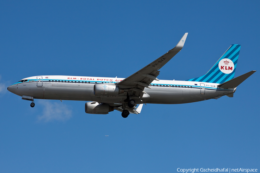 KLM - Royal Dutch Airlines Boeing 737-8K2 (PH-BXA) | Photo 50436