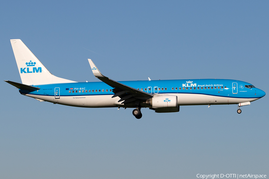 KLM - Royal Dutch Airlines Boeing 737-8K2 (PH-BXC) | Photo 243864