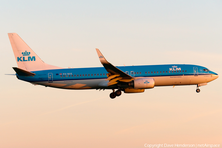 KLM - Royal Dutch Airlines Boeing 737-8K2 (PH-BXE) | Photo 32631