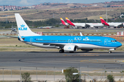 KLM - Royal Dutch Airlines Boeing 737-8K2 (PH-BXE) at  Madrid - Barajas, Spain