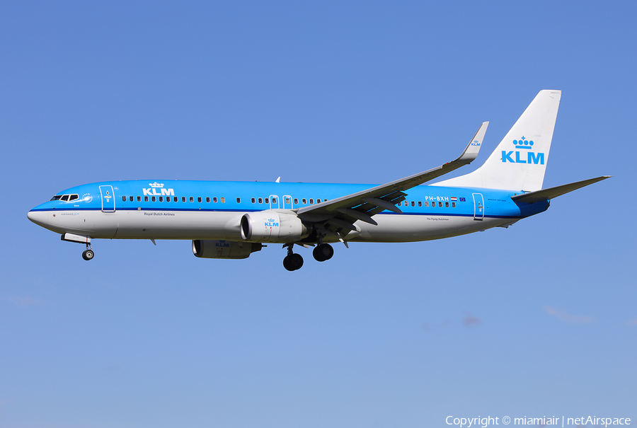 KLM - Royal Dutch Airlines Boeing 737-8K2 (PH-BXH) | Photo 150814