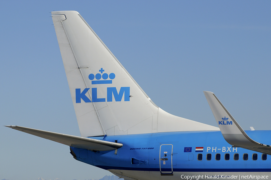 KLM - Royal Dutch Airlines Boeing 737-8K2 (PH-BXH) | Photo 312504