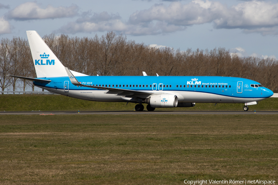 KLM - Royal Dutch Airlines Boeing 737-8K2 (PH-BXK) | Photo 559474